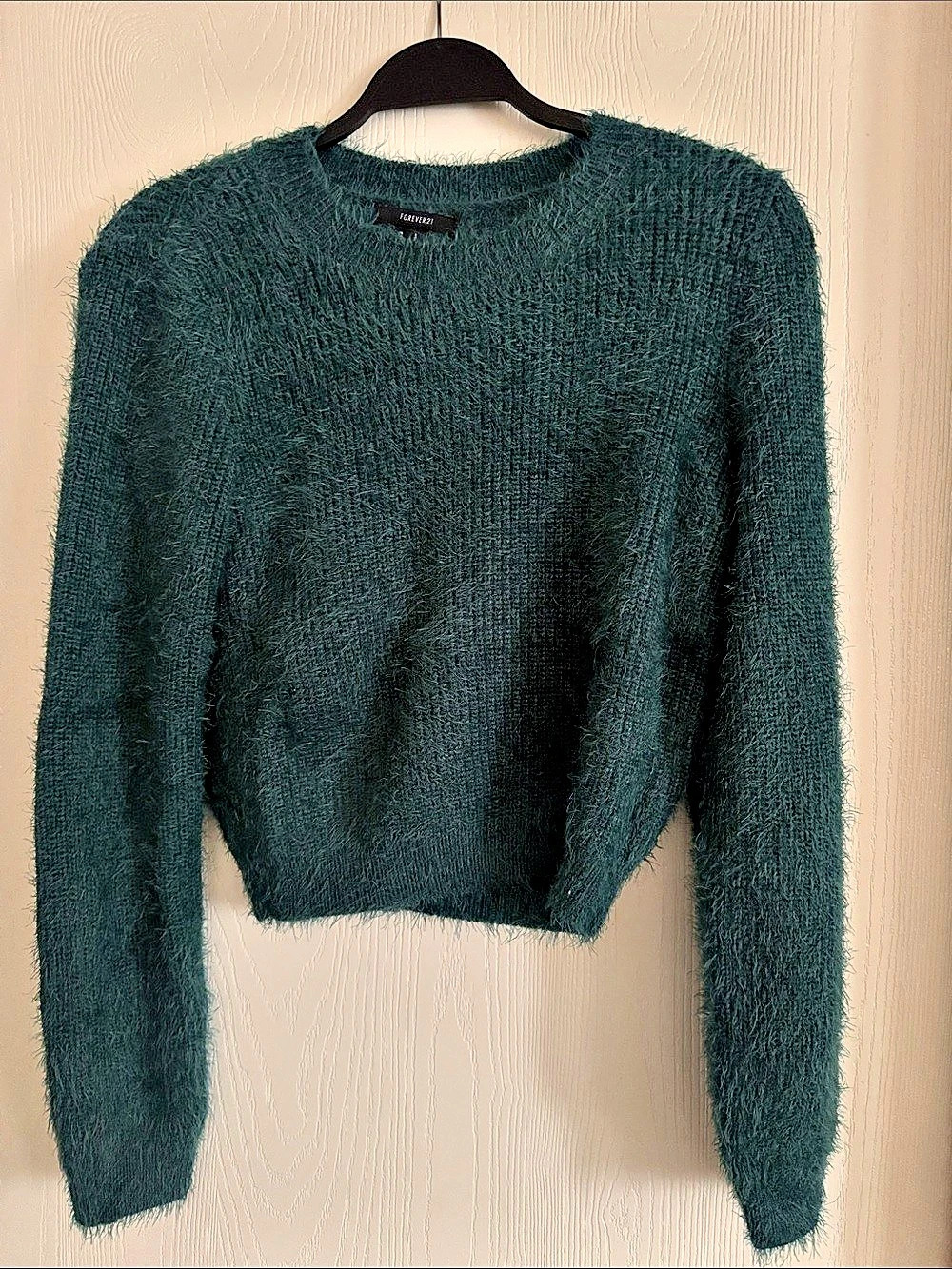 Forever 21 Fuzzy Crewneck Sweater in Green Size Large Like New